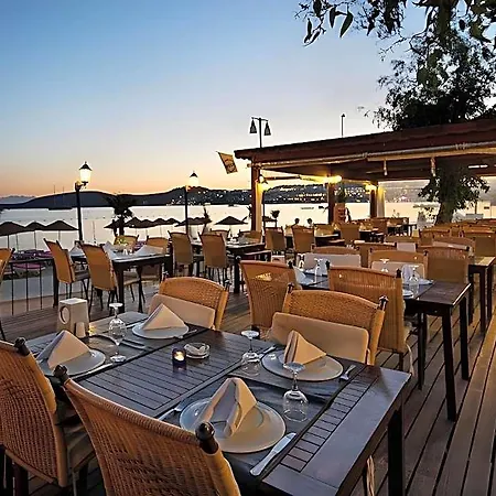 Hotel Cesars & Boutique