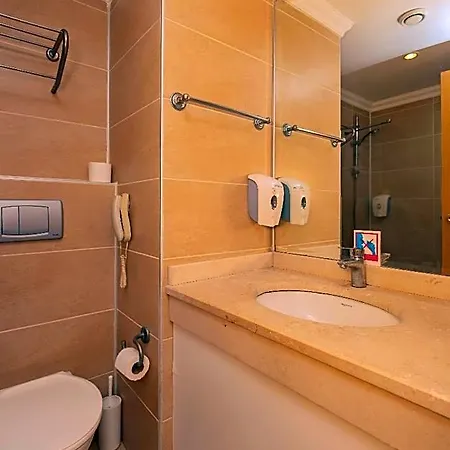 Cesars & Boutique 5*